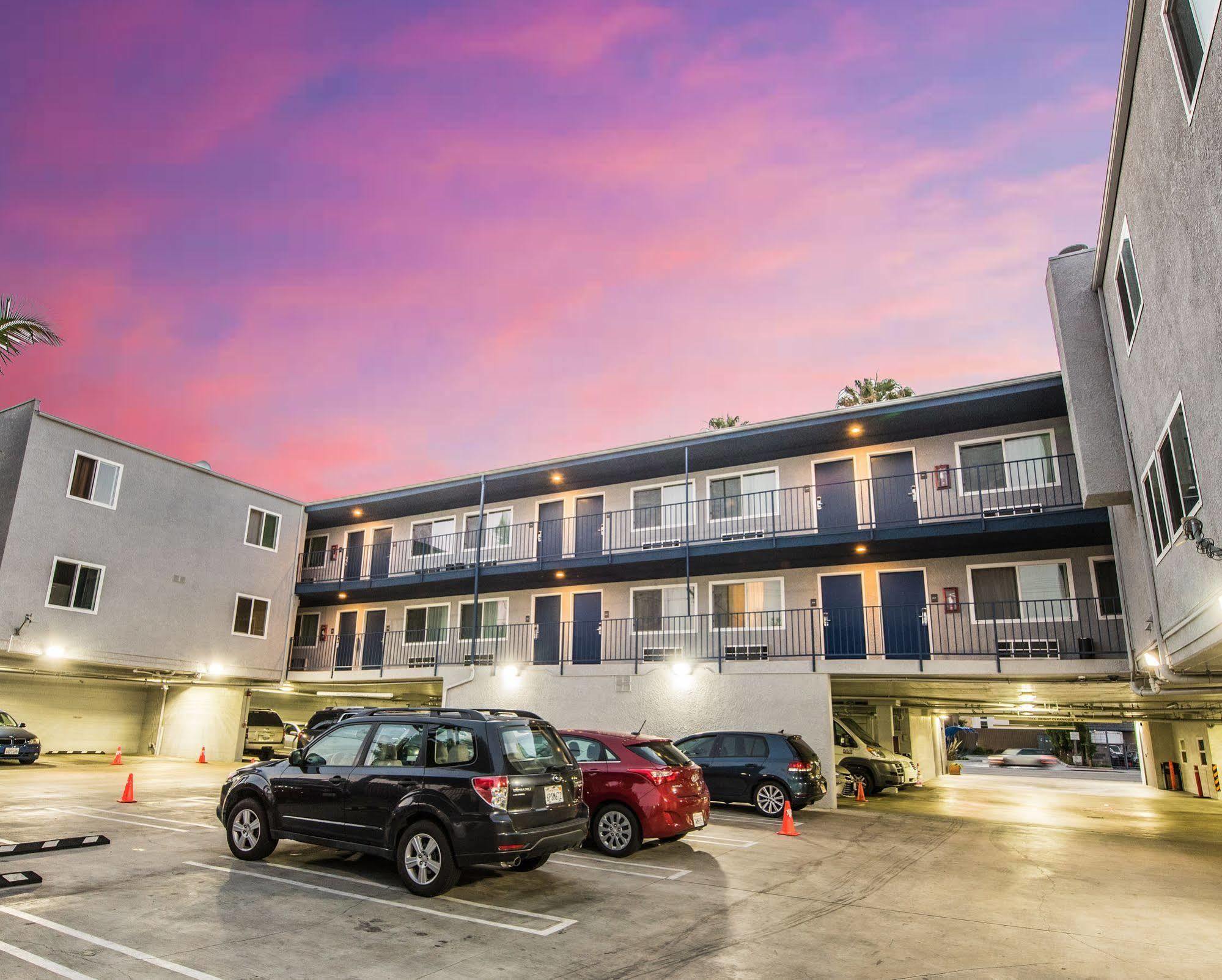 Travelodge By Wyndham Culver City Los Angeles Exterior foto